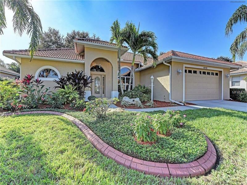 Property Photo: 4298 Via Del Villetti Drive FL 34293