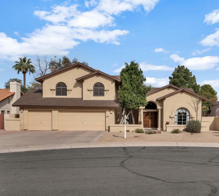 Property Photo:  1952 E Myrna Lane  AZ 85284 