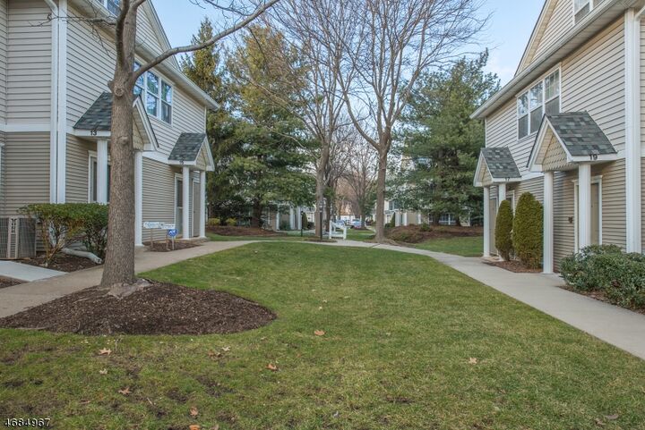 21 McClelland Way  Clifton City NJ 07012 photo