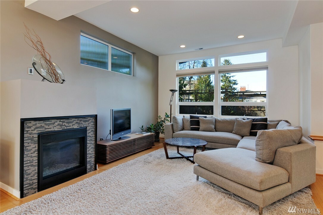 Property Photo: 3829 53rd Ave SW WA 98116