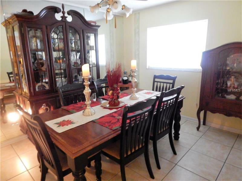 Property Photo: 518 Rooks Road FL 33584