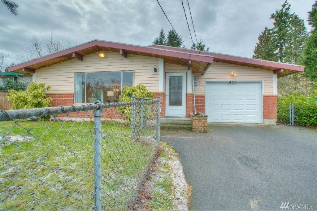 Property Photo:  437 S 206th St  WA 98198 