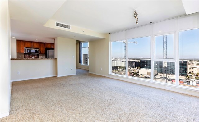 Property Photo:  400 W Ocean Boulevard 1206  CA 90802 