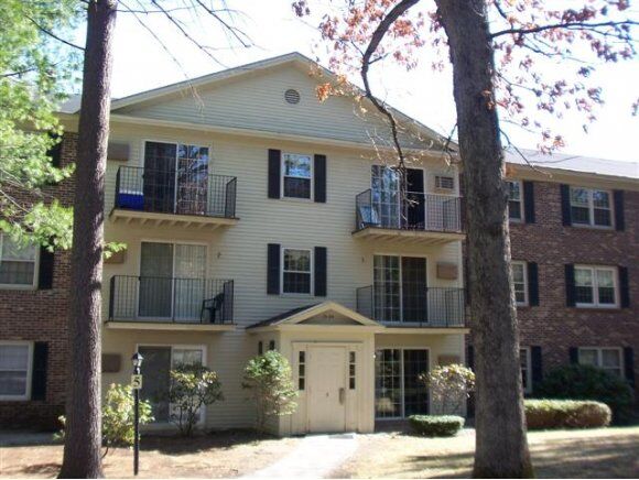 Property Photo: 5-19 Autumn Leaf Dr. 19 NH 03060