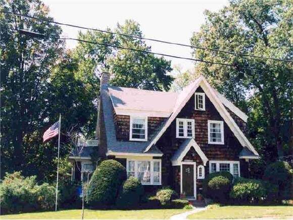 Property Photo:  1064 Union St.  NH 03104 