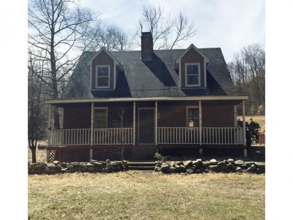 Property Photo: 14 Maplewood Drive NH 03084