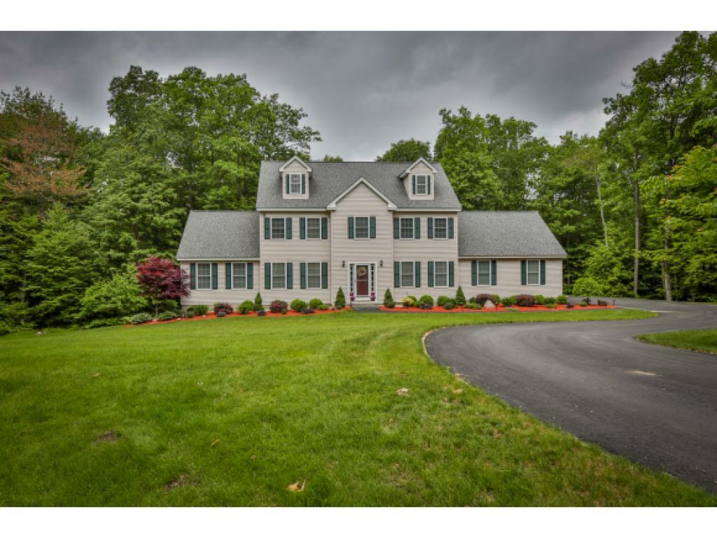 Property Photo: 19 Carriage Circle NH 03057