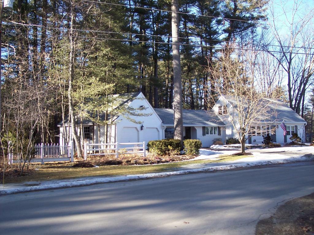 Property Photo:  292 Amesbury Road  NH 03229 