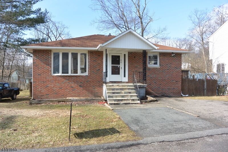Property Photo: 212 W End Ave NJ 07843