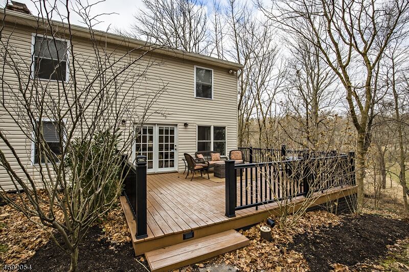 Property Photo: 7 Landsdown Rd NJ 08801