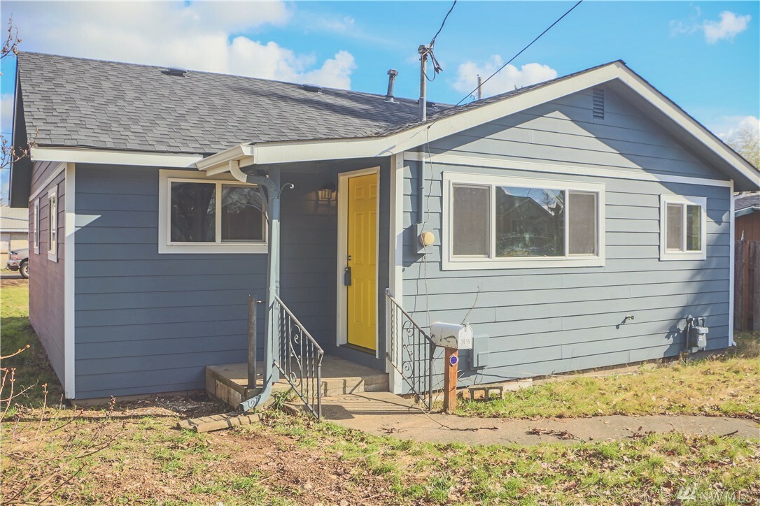 Property Photo: 3615 S Mason Ave WA 98409