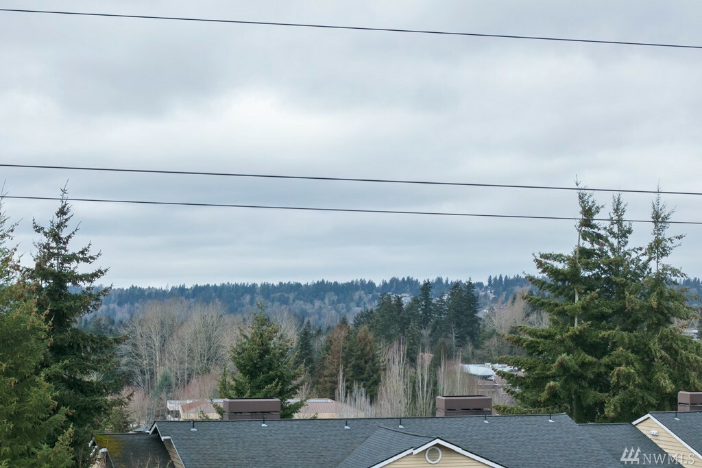 Property Photo:  12429 NE 130th Ct G301  WA 98034 