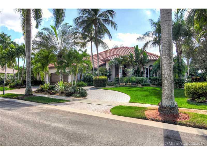 Property Photo:  2687 Cypress Ln  FL 33332 