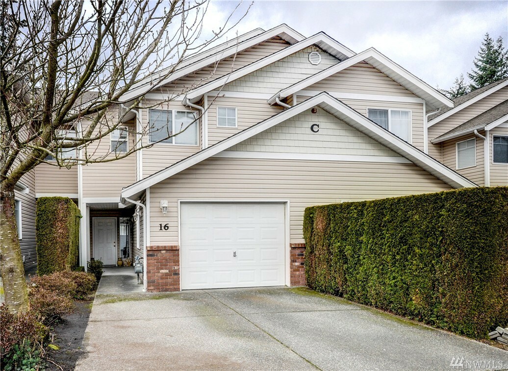 Property Photo: 15414 35th Ave W 16 WA 98087