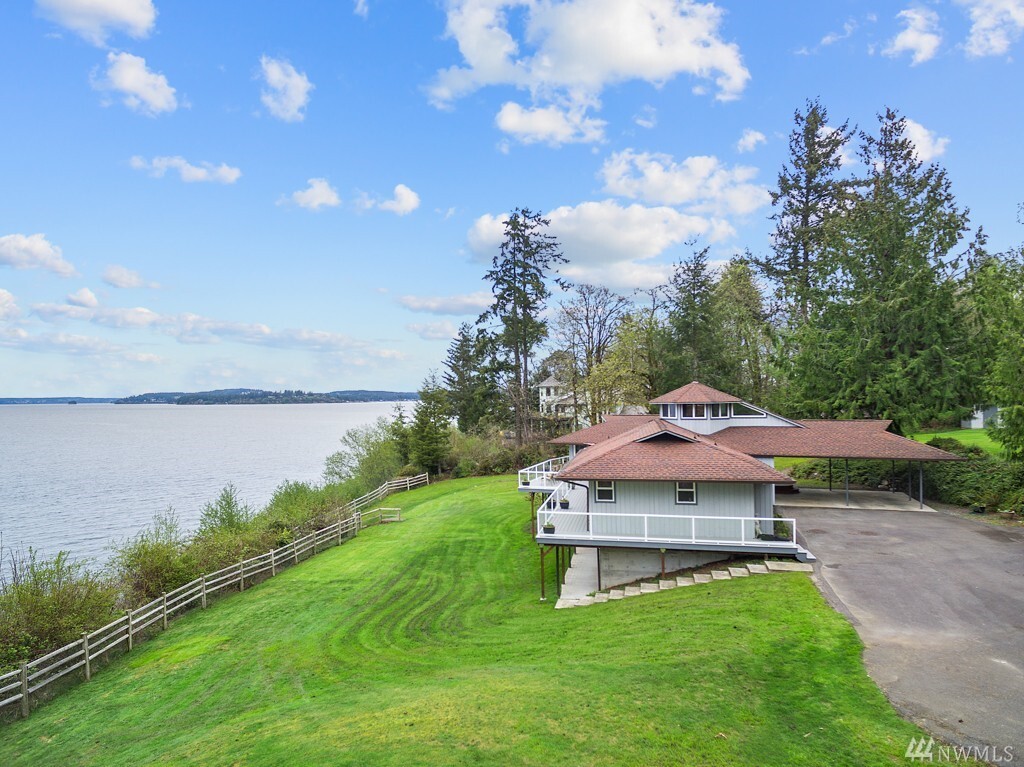 Property Photo:  818 S Head Ave Kps  WA 98349 