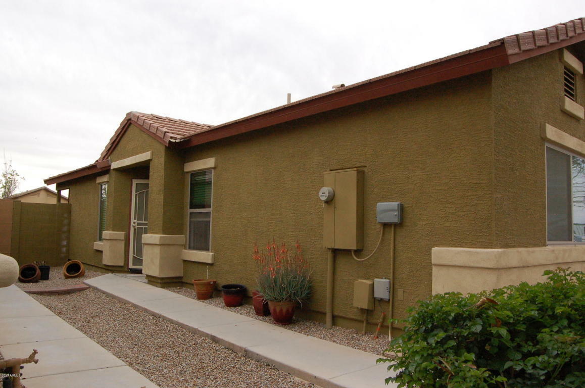 Property Photo:  10333 W Hess Street  AZ 85353 