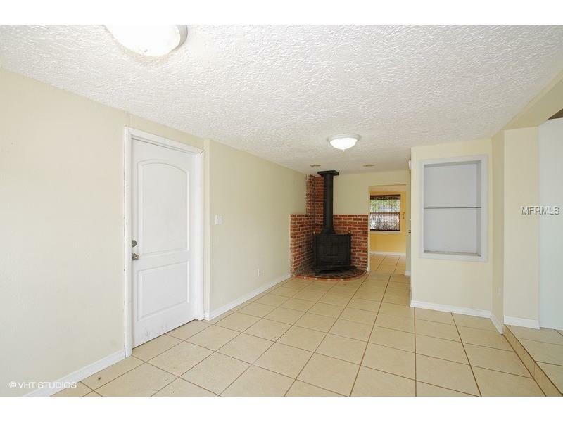 Property Photo:  551 Iris Road  FL 32707 