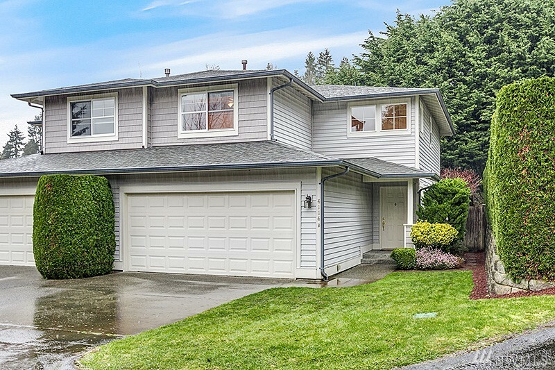 Property Photo:  4114 NE 14th Place B  WA 98059 