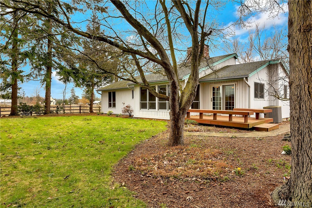 Property Photo: 6547 Lunde Rd WA 98247
