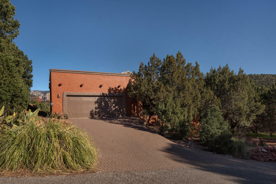 Property Photo:  2272 Roadrunner Rd  AZ 86336 