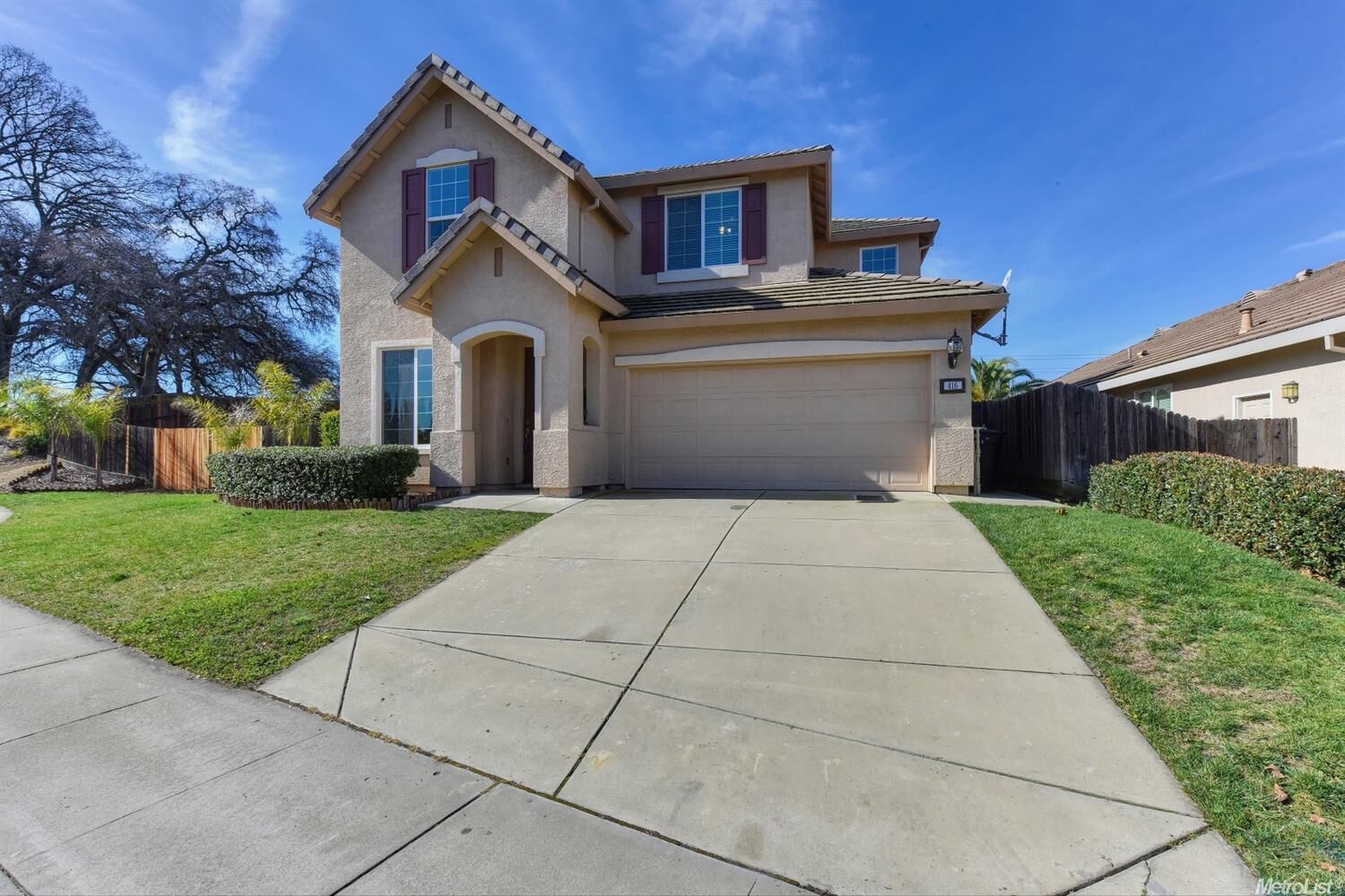 Property Photo: 416 Elmwood Court CA 95678