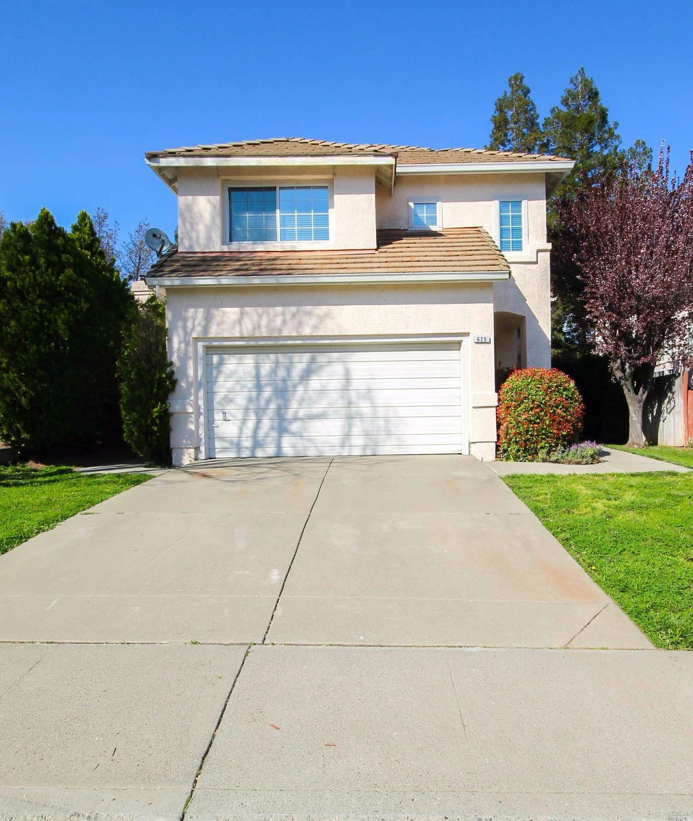 625 Eagle River Court  Vacaville CA 95688 photo