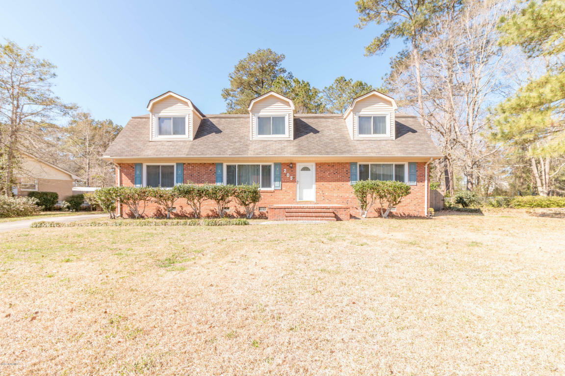 Property Photo:  205 Nottingham Road  NC 28546 