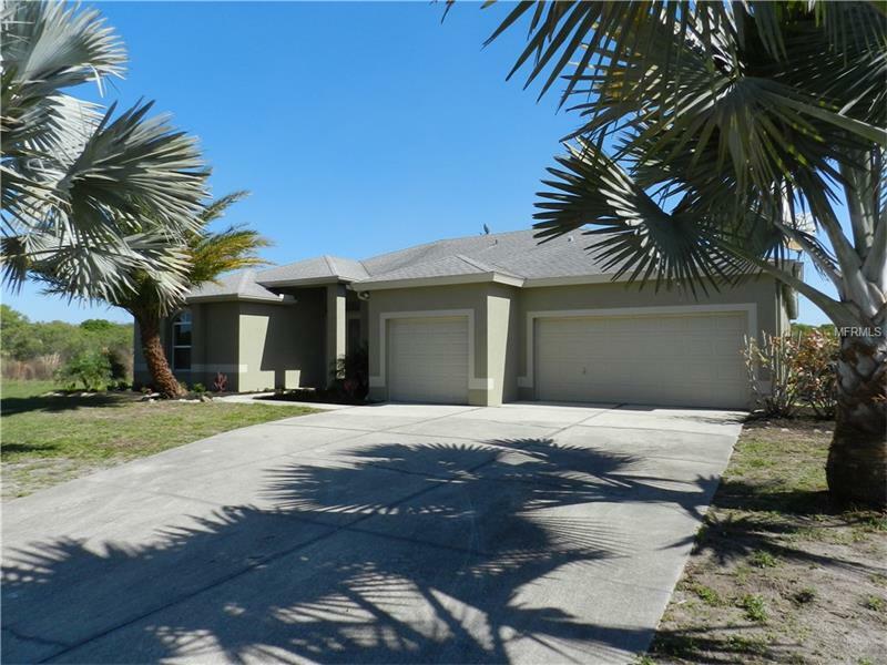 Property Photo:  1905 Palm View Road  FL 34240 