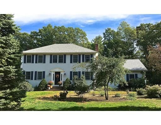 Property Photo:  3 Cartwright Lane  MA 01821 