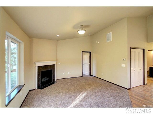 Property Photo:  1600 W Gateway Heights Lp  WA 98284 