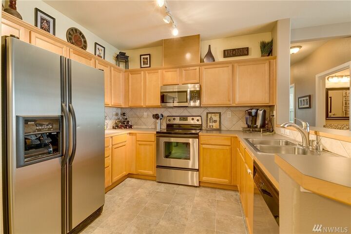 Property Photo:  14915  38th Drive SE E2014  WA 98012 