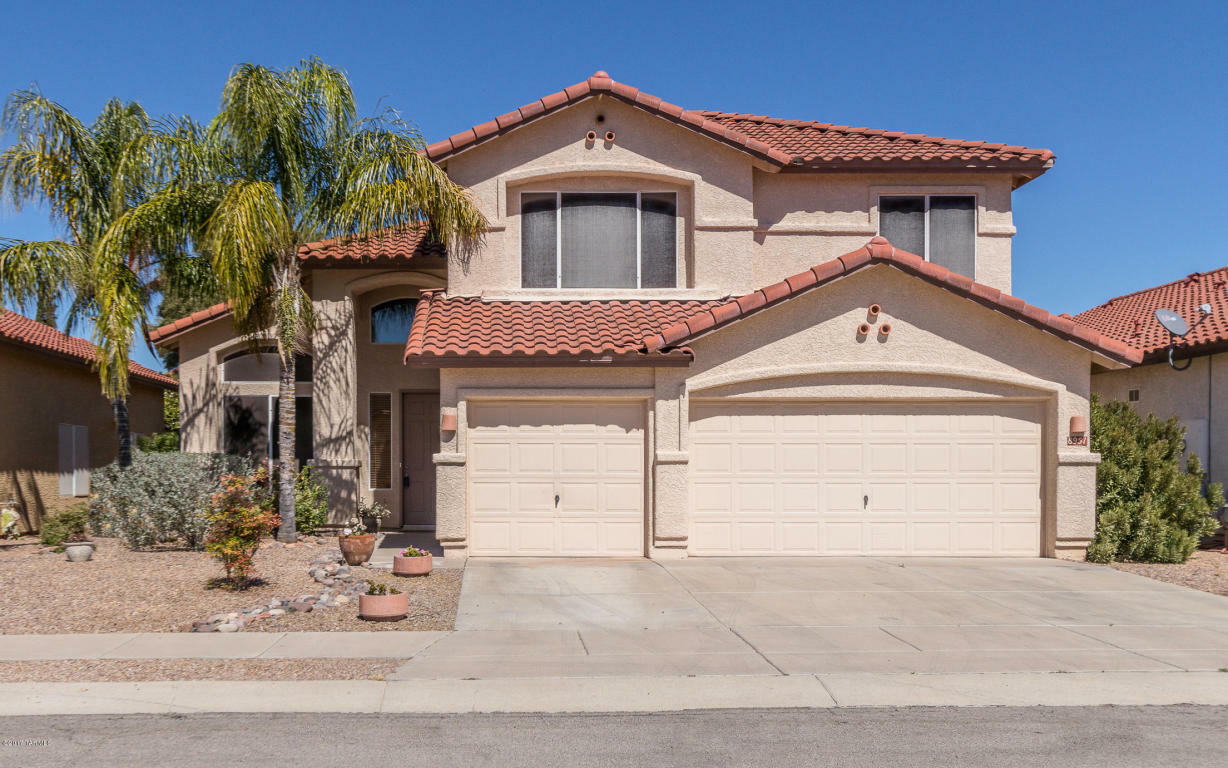 Property Photo:  8951 E Autumn Sage Street  AZ 85747 