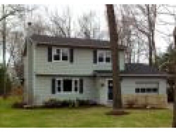 Property Photo:  235 Oak Circle  VT 05446 