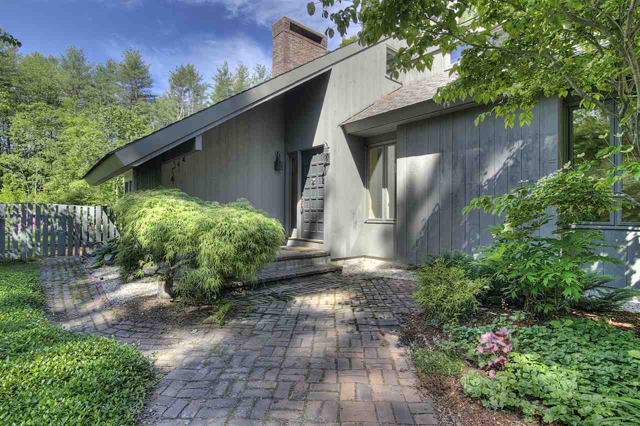 Property Photo: 12 Old Manchester Road NH 03031