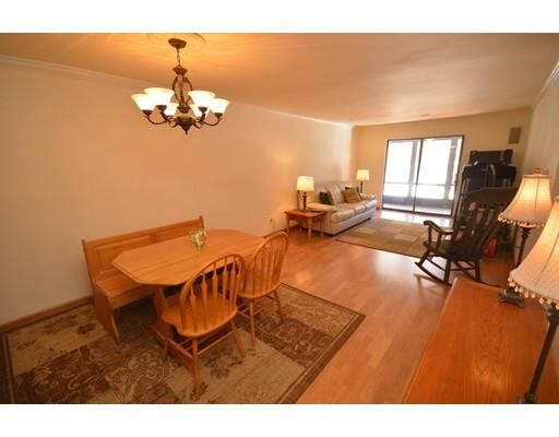 Property Photo:  7 Greenbriar Drive 308  MA 01864 