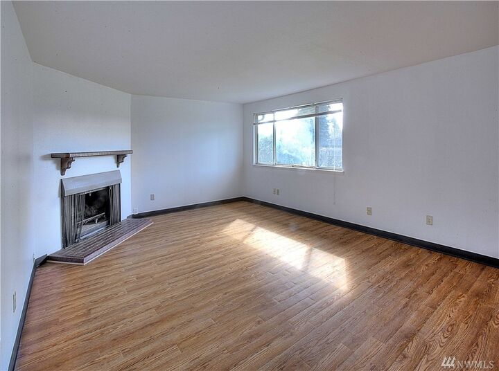 Property Photo: 4939 32nd St NE WA 98422