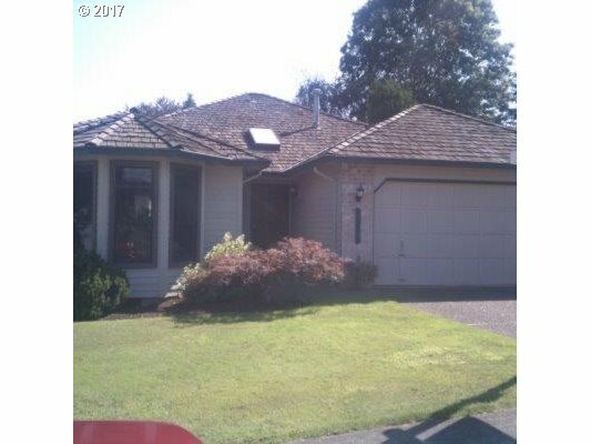 Property Photo:  9223 SW Hill St  OR 97223 