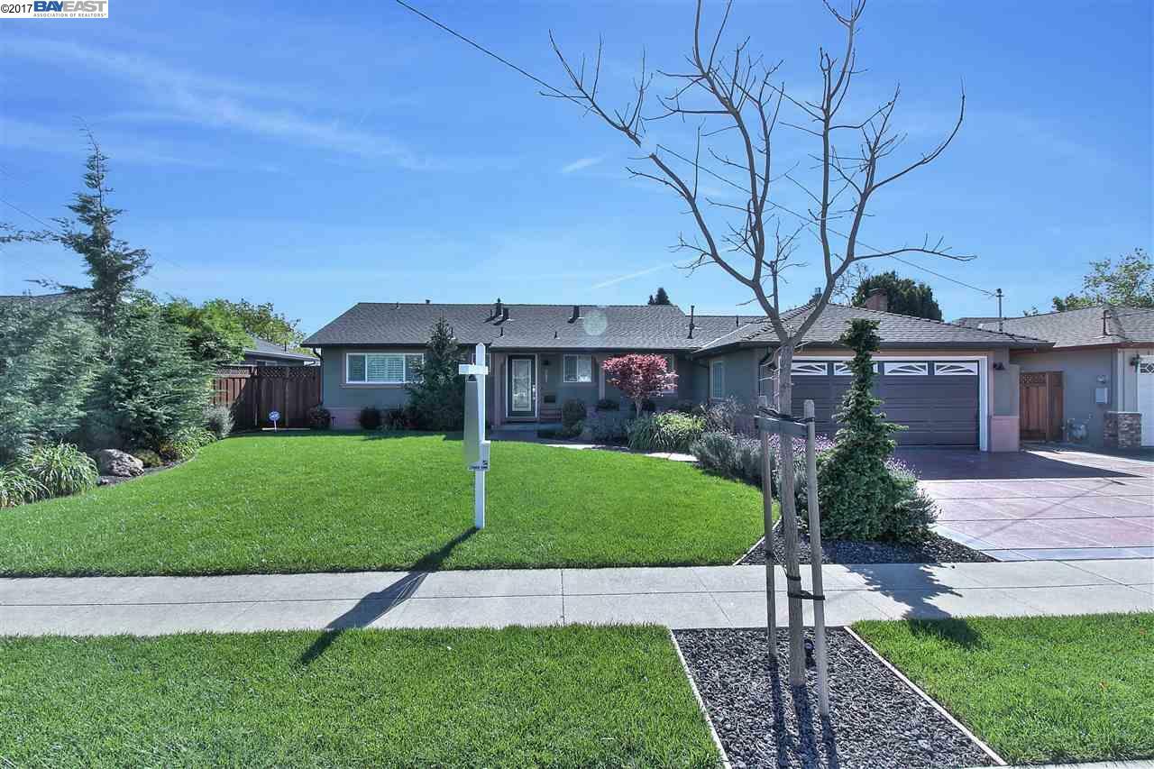 Property Photo:  37987 Alta Dr  CA 94536 