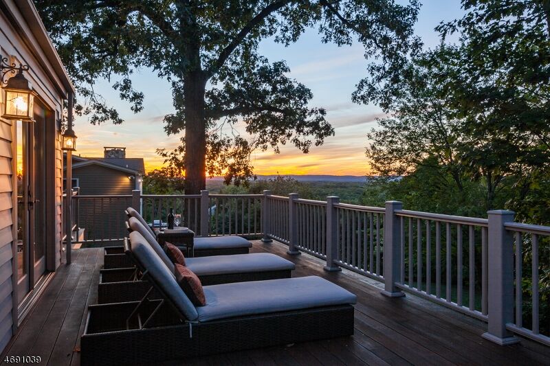 Property Photo:  6 Jodi Ln  NJ 07928 