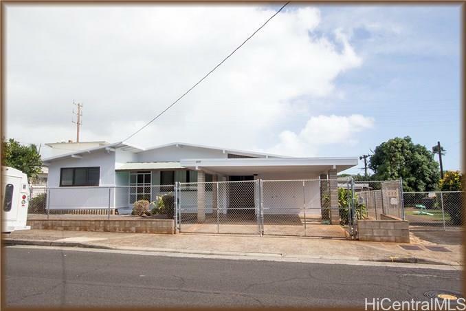 Property Photo:  805 Luawai Street  HI 96816 