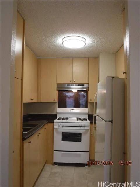 Property Photo:  2464 Prince Edward Street 604  HI 96815 