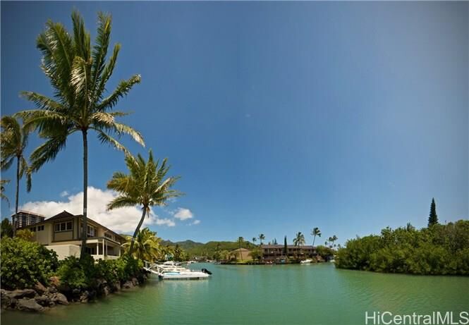 213 Kawaihae Street E6  Honolulu HI 96825 photo