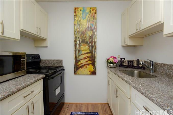 Property Photo:  775 Kinalau Place 1506  HI 96813 