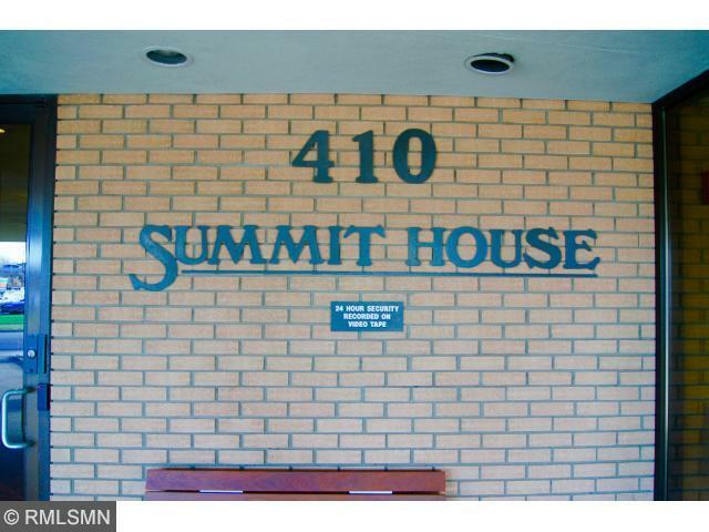 Property Photo: 410 Groveland Avenue 702 MN 55403