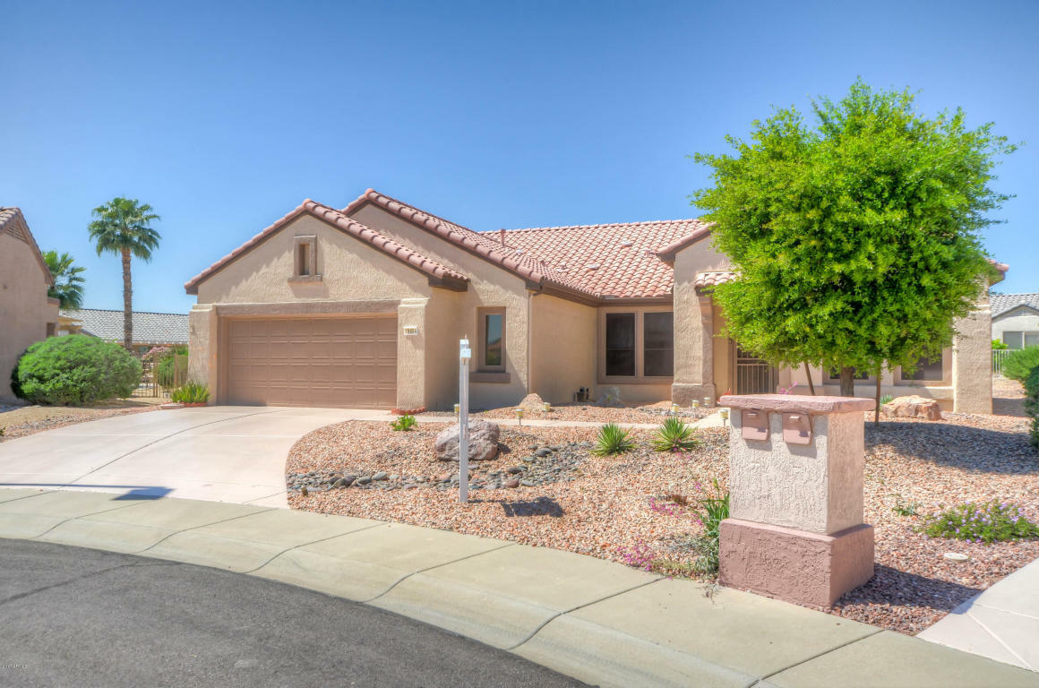 Property Photo:  19884 N Tapestry Court  AZ 85374 