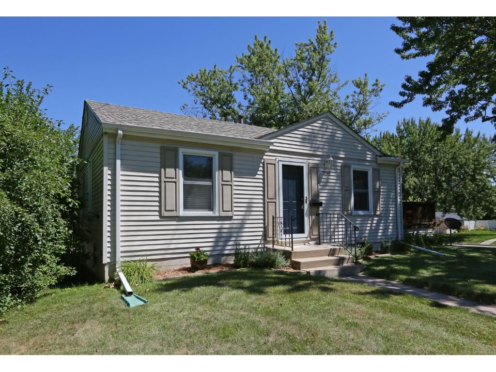Property Photo: 7445 Xerxes Avenue S MN 55423