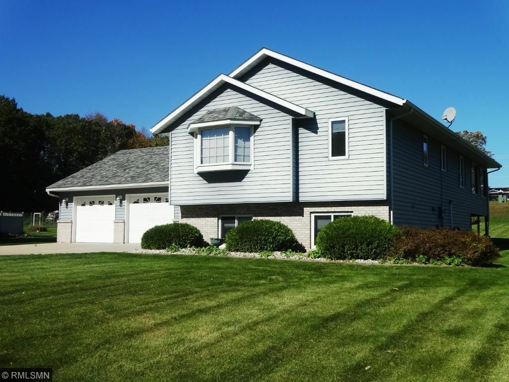 Property Photo:  303 1st Street SE  MN 56375 