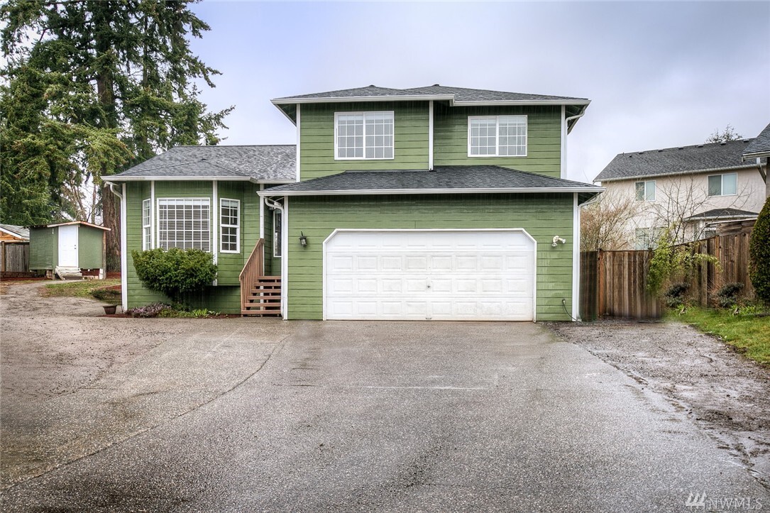 Property Photo: 2029 126th Place SE WA 98208