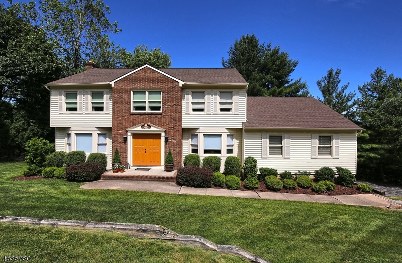 Property Photo:  16 Howell Dr  NJ 07052 