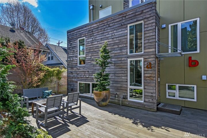 1909 9th Ave W A  Seattle WA 98119 photo